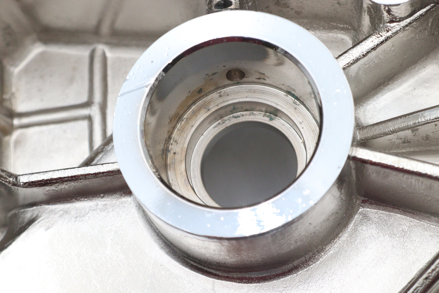 HARLEY Inner Primary Cover Chrom Passend für 1990-1993 FXST, 1990-1993 FLST,