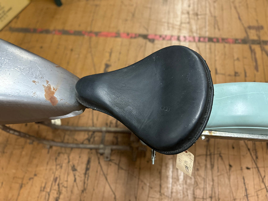 HARLEY XLCH Solo Seat Kit fits 1957-1978 XL, 1957-1978 XLCH,