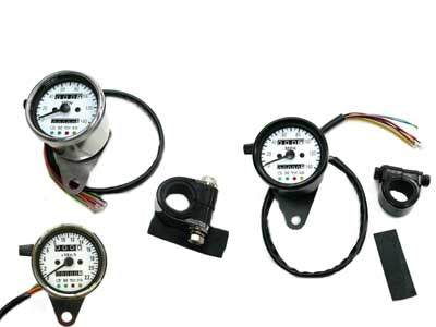 Custom Chrome HARLEY 2.4IN MECH 2:1 SPEEDO WHT FACE POL HSNG