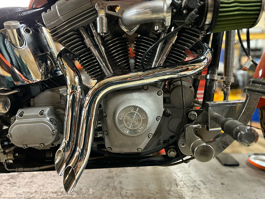 HARLEY Straight Down Drag Pipe Set Chrom mit Hitzeschildern Passend für 1986-2017 FXST,