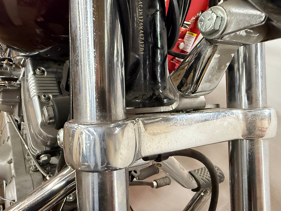 HARLEY 39mm Scheinwerfer-Halterungskit Passt für 1990-2006 FXD, 1988-UP XL, 1988-1994 FXR,