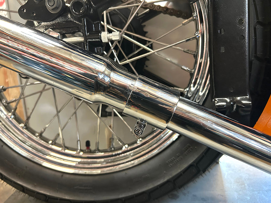 HARLEY Chrome 1-3/4 Zoll Nahtlose Auspuffschellen-Satz Passend für 0- Custom, Anwendung für 1-3/4 Zoll Erweiterung