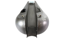 HARLEY M8 Stretch 5.00 Gallonen Benzintank Roh, passend für 2018-2022 FLST, 2018-2022 FXST,