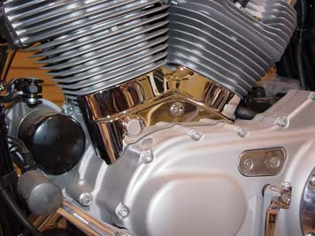 HARLEY Chrom Zylinderfußabdeckung links, passend für XL ab 2004,