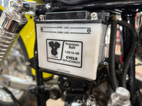 HARLEY Batteriehalter-Kit Schwarz, passend für 1973–1979 FX,