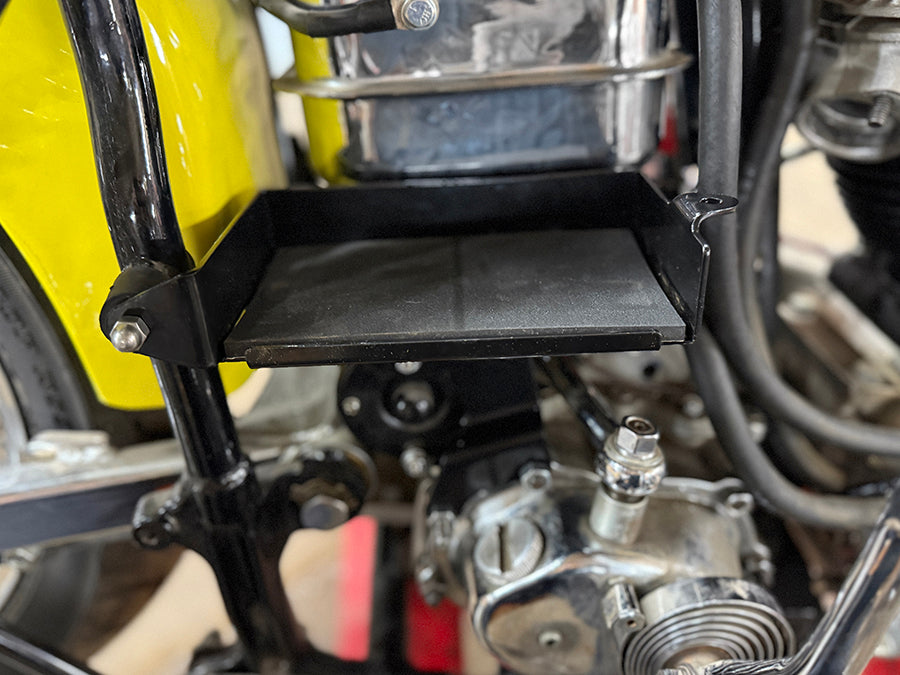 HARLEY Batteriehalter-Kit Schwarz, passend für 1973–1979 FX,