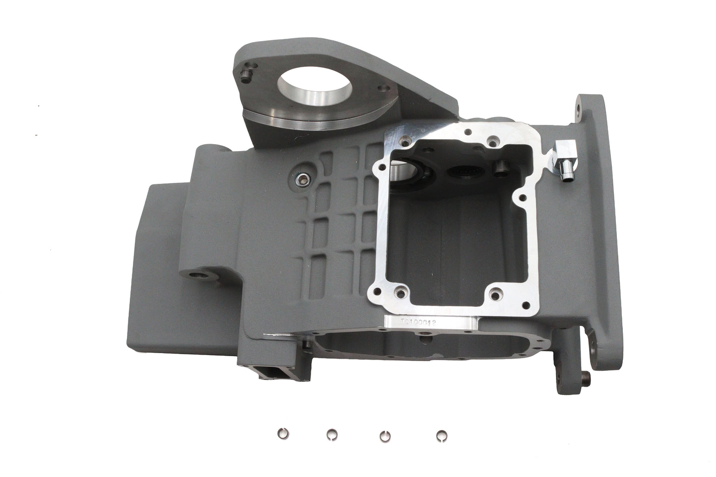 HARLEY Ultima 6-Speed Transmission Case Silver Fits 1999-2000 FLHT,   1999-2000 FLHR,   1999-2000 FL