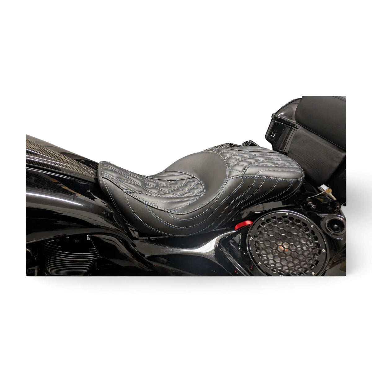 Harley-Davidson Touring Seat 2009–2023 – Luxury Touring (Road Glide, Street Glide) | Champ Customs