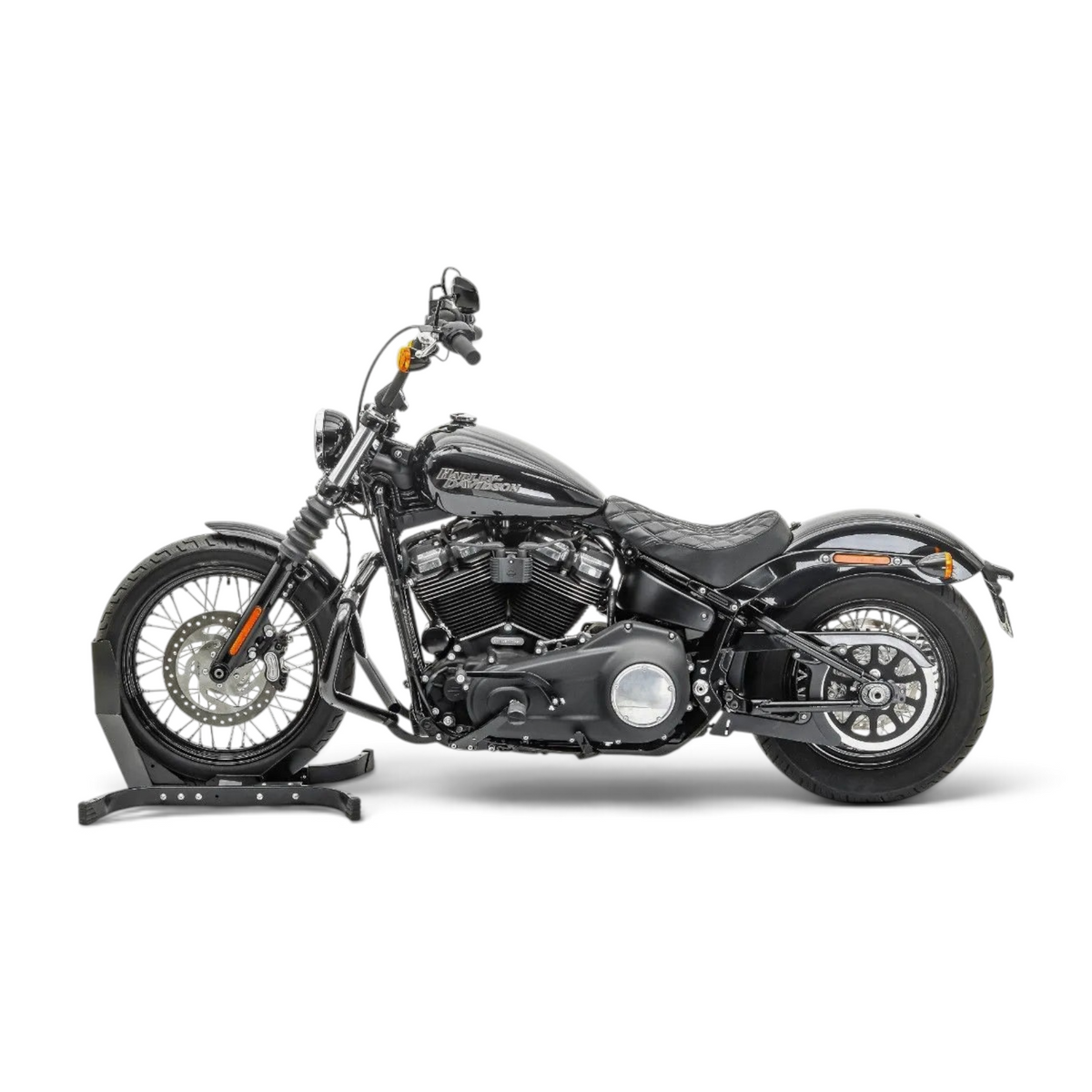 Harley Davidson Softail Street Bob FXBB/S, Standard FXST Diamond stitch Seat 2018 - 2025