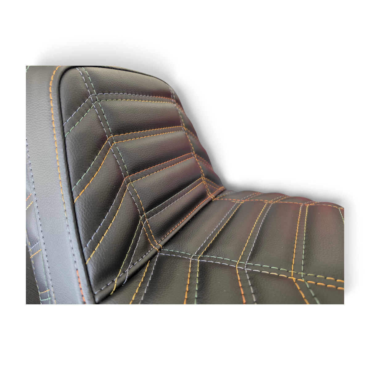 Harley-Davidson Low Rider Step-Up Stinger Seat FXLR / FXLRS-ST Reaper Tuck & Roll