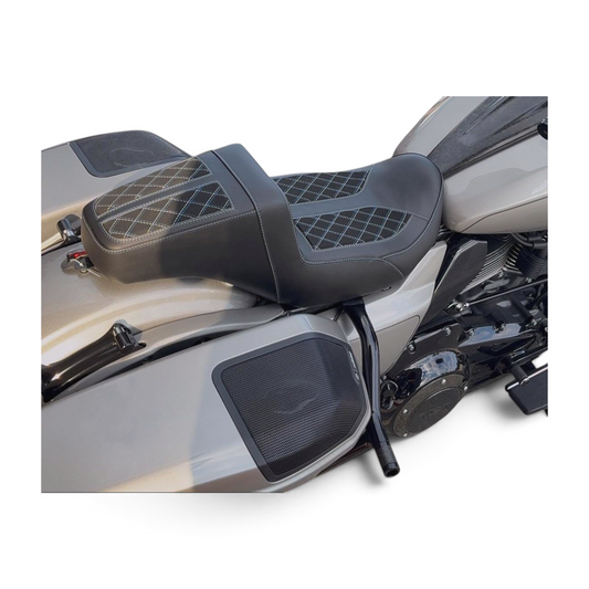 Harley Touring 2024+ Performance Seat | Dynasty Stitch | Champ Customs