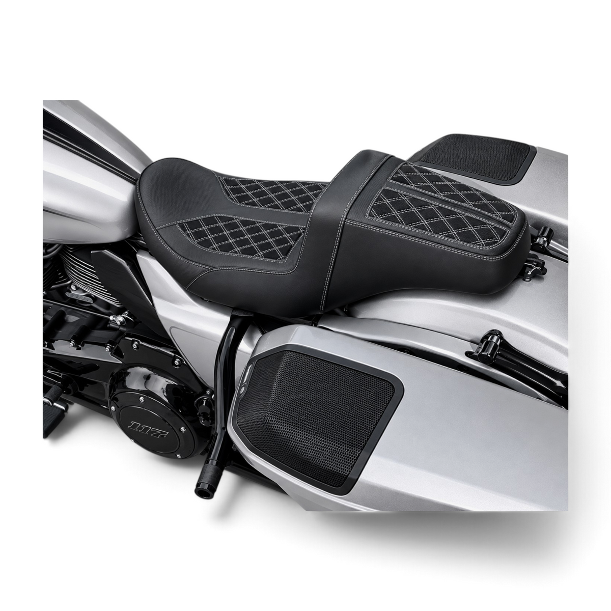 Harley Touring 2024+ Performance Seat | Dynasty Stitch | Champ Customs