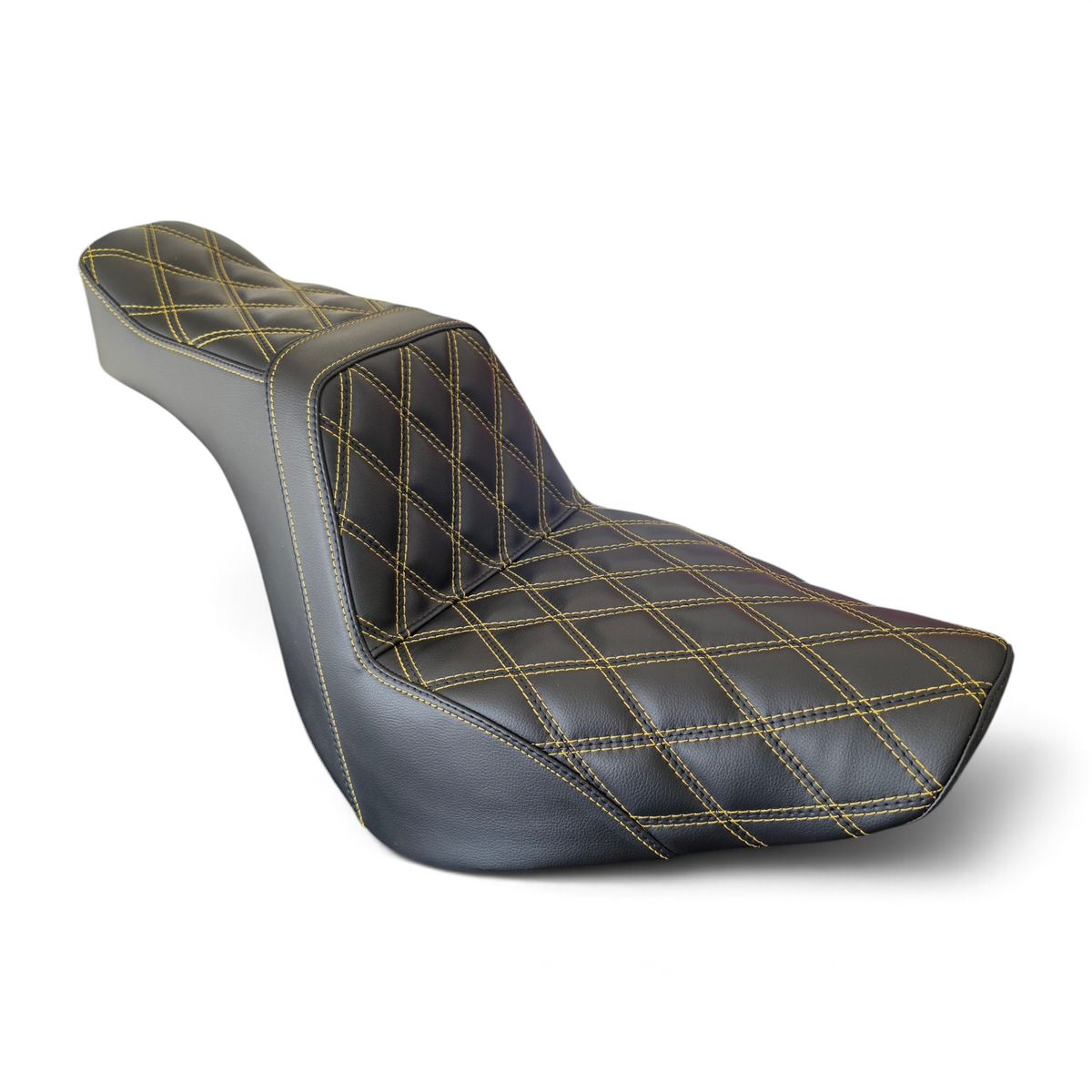 Harley Davidson Low Rider Sidewinder Seat (FXLR / FXLRS) | The Road Master Triple Diamond