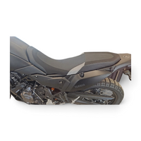 Yamaha Tenere 700 Comfort Seat Grip Top with Carbon & Suede Panels | Champ Customs Adventure Pro Standard Height